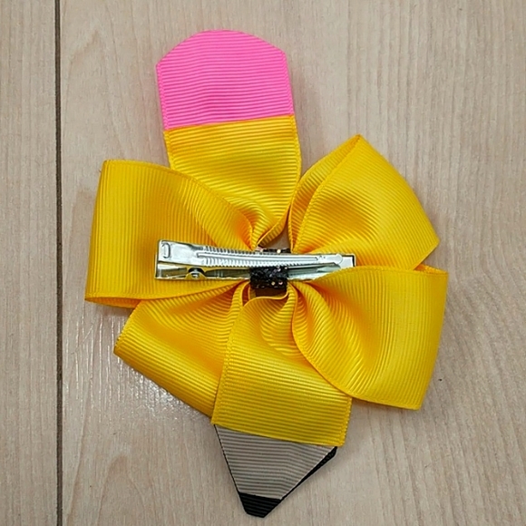 Handmade back to school pencil hair clip - Picture 2 of 2